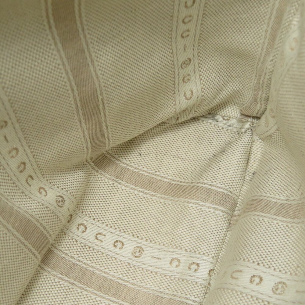 Gucci Logo Calfskin Tote Bag - Picture 8 of 11